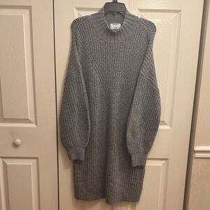 Old Navy Gray Knit Sweater Dress